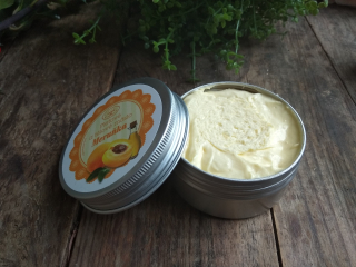  Meruňkové šlehané máslo 15 ml